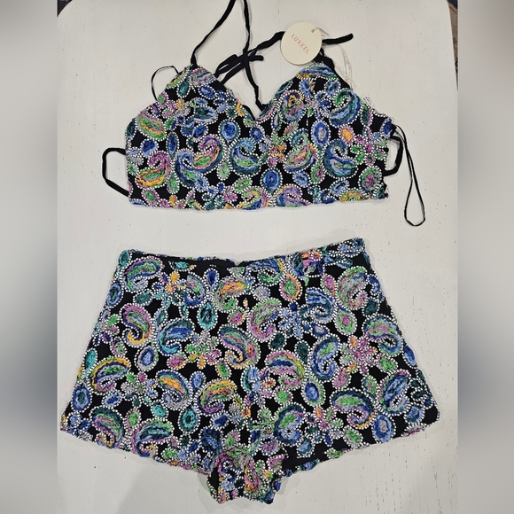 Luxxel - Picture 1 of 14